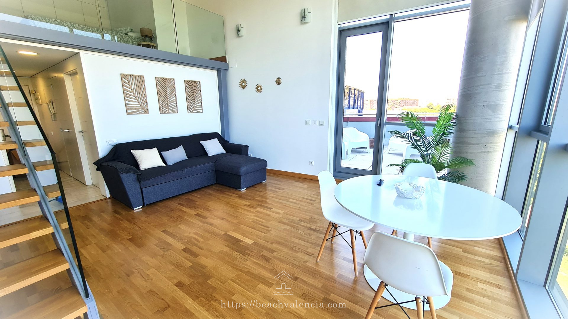 BEACH VALENCIA 13 – Loft luminoso con terraza cerca del centro y la playa